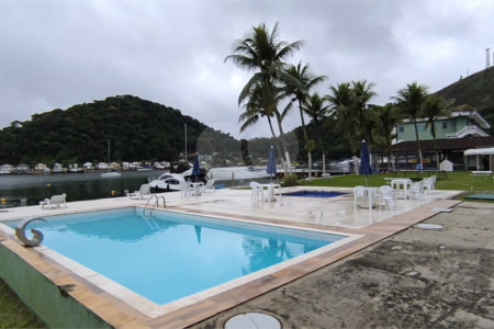 Apartamento à venda com 1 suíte em Ponta da Cruz, Angra dos Reis, RJ