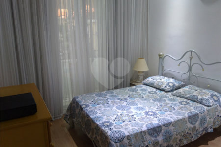 Casa à venda com 3 quartos, sendo 1 suíte,  no condomínio Conselheiro Ferraz, Rio de Janeiro - RJ