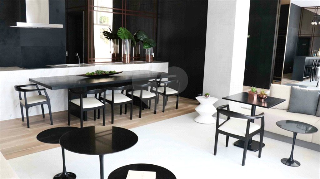 Apartamento à venda com 4 suítes em Vila Mariana, São Paulo, SP
