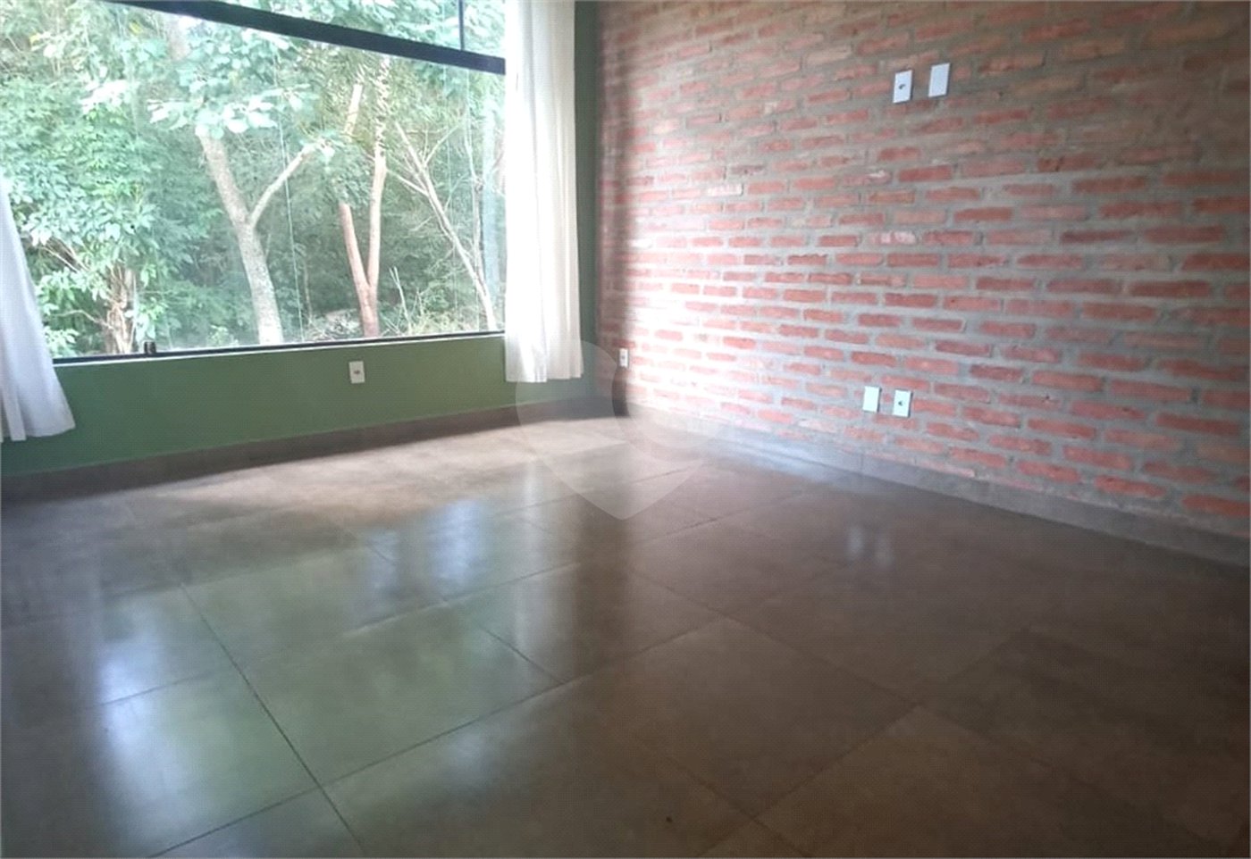 Casa à venda com 3 suítes no condomínio Village Ipanema 1, Araçoiaba da Serra - SP