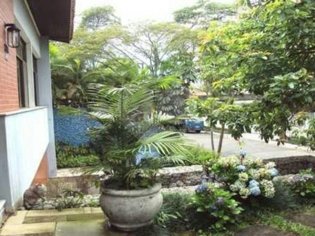 Casa Térrea à venda com 3 quartos, sendo 1 suíte,  em Jardim Marajoara, São Paulo, SP