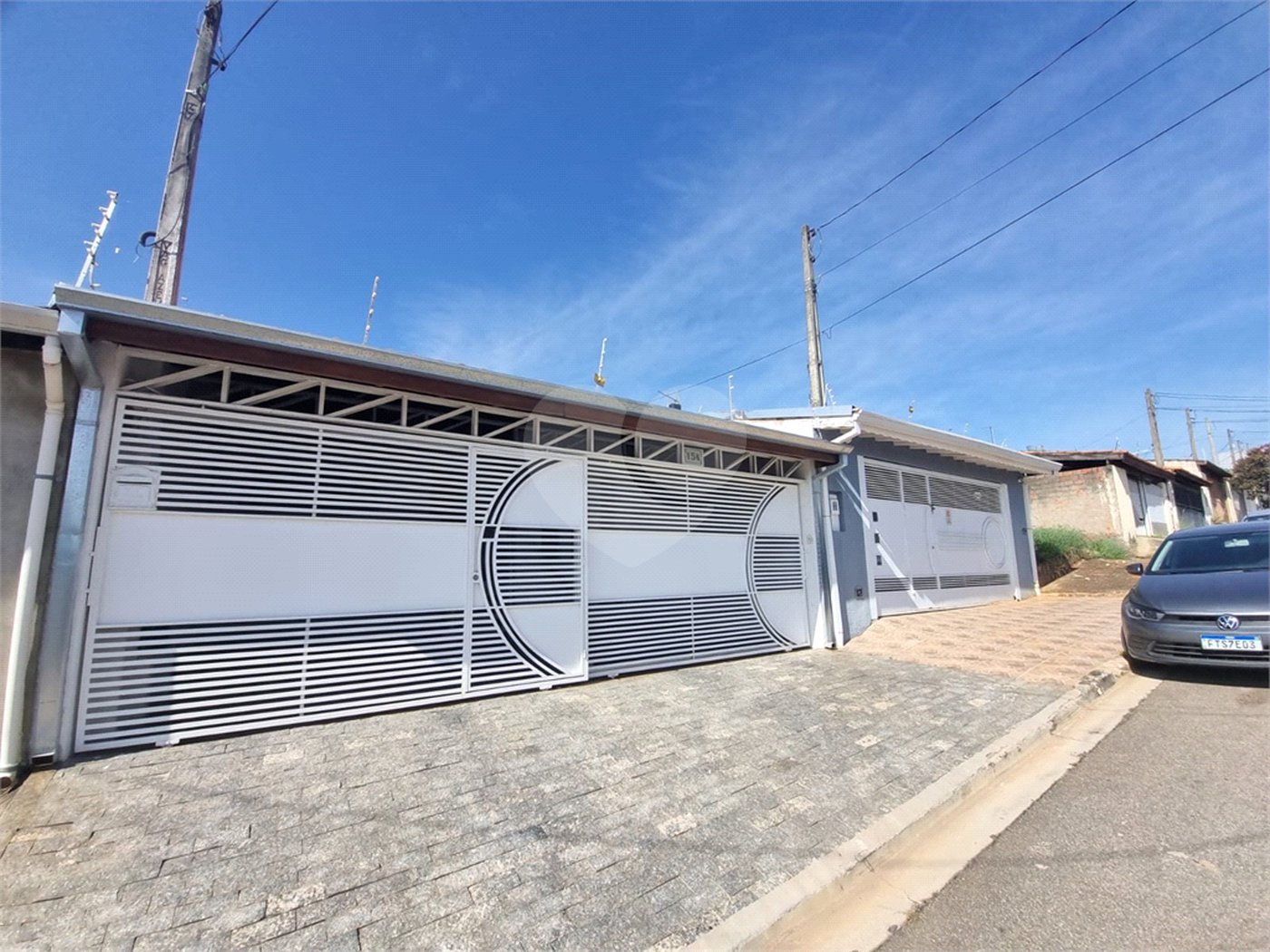Casa Térrea à venda com 2 quartos, sendo 1 suíte,  em Jardim Wanel Ville V, Sorocaba, SP