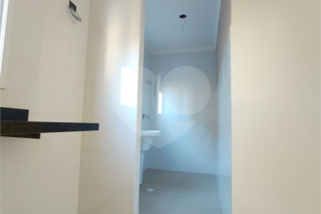 Casa à venda com 2 quartos no condomínio Ari Gomes, São Paulo - SP