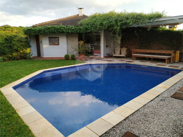 Casa à venda com 3 suítes em Interlagos, São Paulo, SP