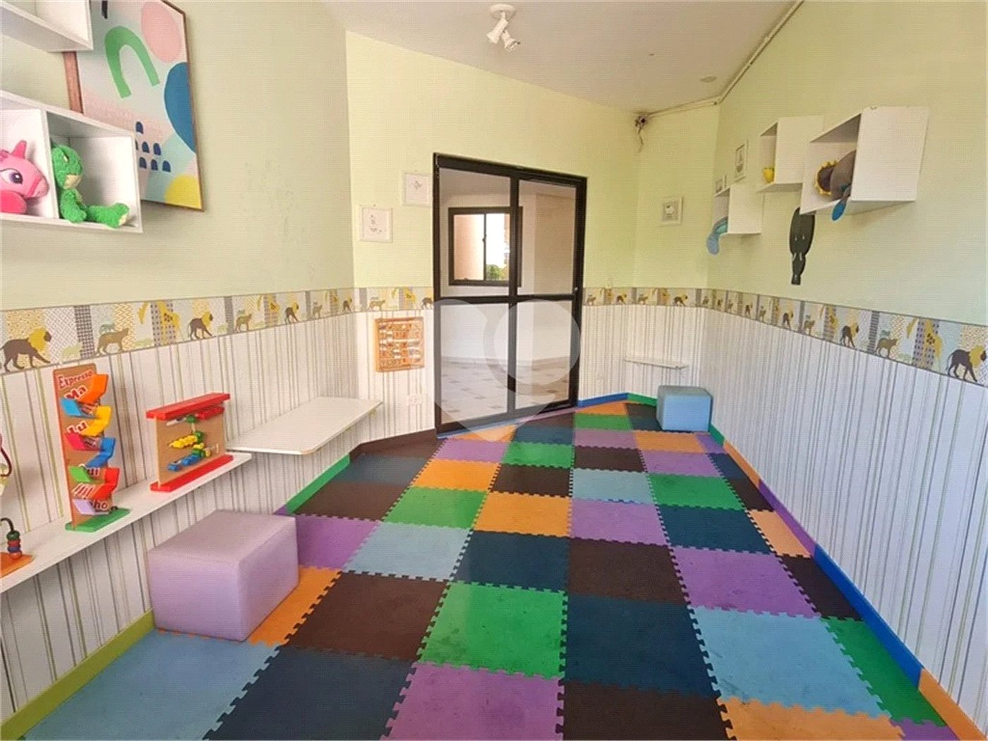 Apartamento à venda com 2 quartos, sendo 1 suíte,  em Santana, São Paulo, SP