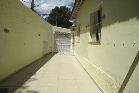 Casa Térrea à venda com 3 quartos em Campo Grande, São Paulo, SP