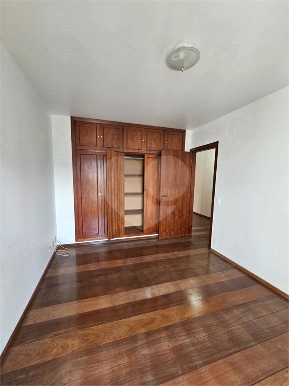 Apartamento à venda com 4 quartos, sendo 2 suítes,  em Jardim Parque Morumbi, São Paulo, SP