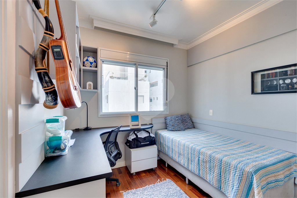 Apartamento à venda com 3 suítes em Santo Amaro, São Paulo, SP