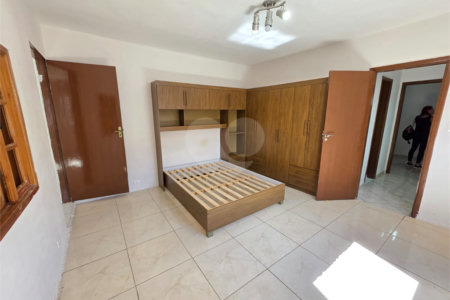 Sobrado à venda com 4 quartos, sendo 1 suíte,  em Rio Pequeno, São Paulo, SP