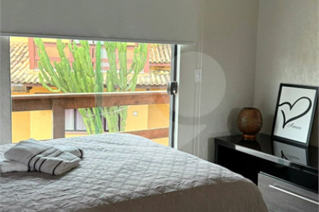 Casa à venda com 3 quartos, sendo 1 suíte, em Ferradurinha, Armação dos Búzios, RJ