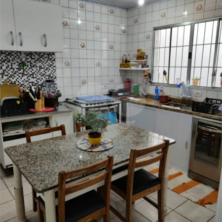 Casa à venda com 4 quartos, sendo 1 suíte, em Vila Mazzei, São Paulo, SP