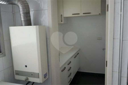 Apartamento à venda com 3 quartos, sendo 1 suíte, em Alto da Lapa, São Paulo, SP