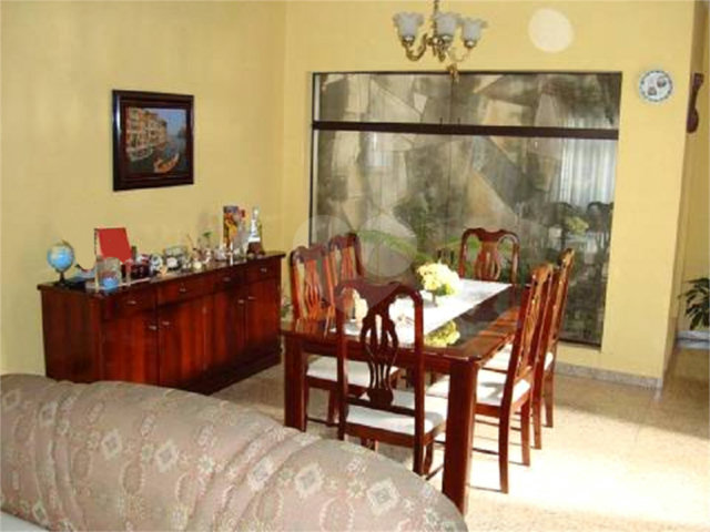 Sobrado à venda com 2 quartos, sendo 1 suíte,  em Jardim Las Vegas, Guarulhos, SP