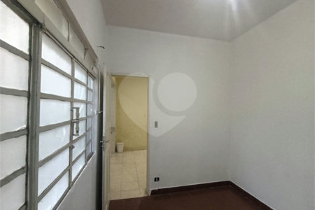 Casa Térrea à venda com 2 quartos em Chora Menino, São Paulo, SP