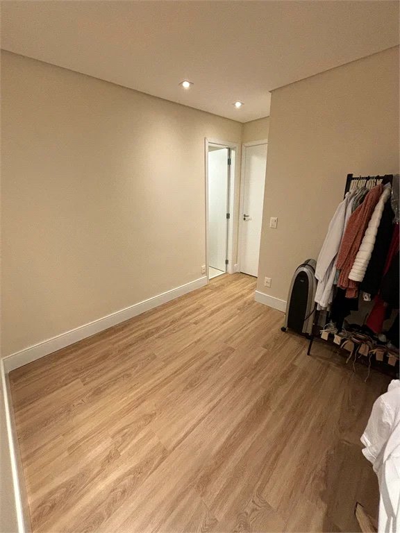 Apartamento à venda com 2 suítes em Vila Anastácio, São Paulo, SP