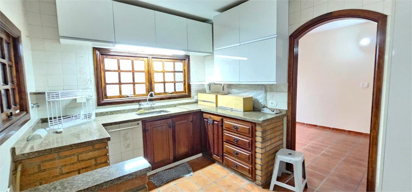 Sobrado à venda com 3 quartos, sendo 1 suíte, em Vila Leopoldina, São Paulo, SP