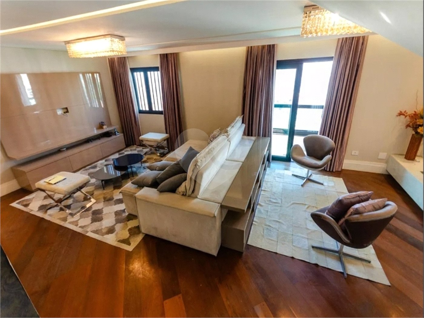 Duplex para alugar com 4 quartos, sendo 2 suítes, em Tremembé, São Paulo, SP