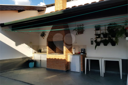 Casa à venda com 3 quartos, sendo 1 suíte, no condomínio City Campo Grande, São Paulo - SP