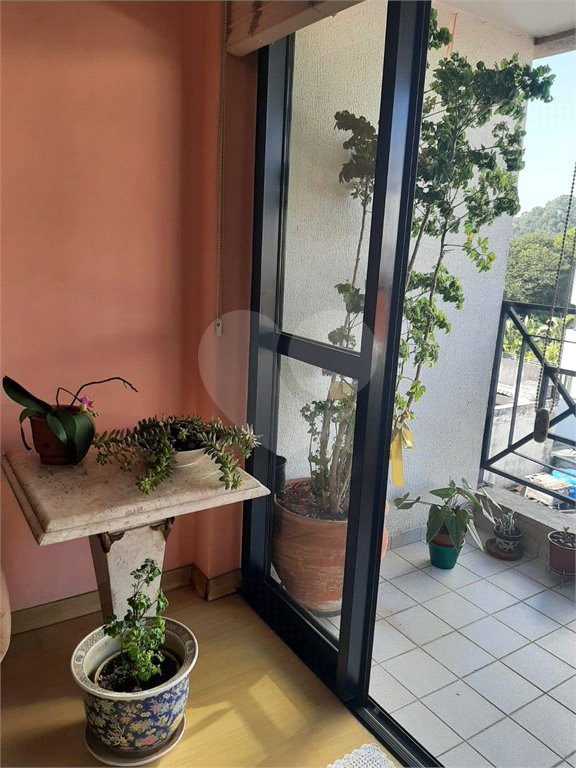 Apartamento à venda com 2 quartos, sendo 1 suíte, em Alto da Lapa, São Paulo, SP
