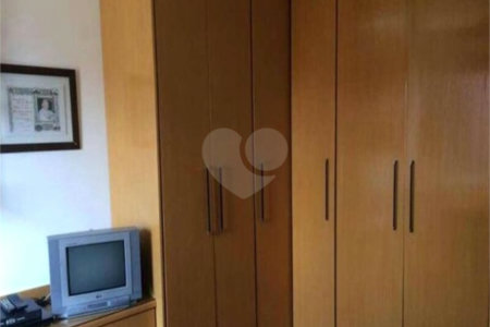 Apartamento à venda com 4 quartos, sendo 3 suítes,  em Jardim Colombo, São Paulo, SP