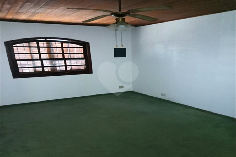 Sobrado à venda com 4 quartos, sendo 1 suíte, em Vila Nova Mazzei, São Paulo, SP