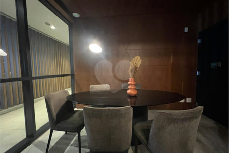 Apartamento à venda com 1 quarto em Jardim das Acácias, São Paulo, SP