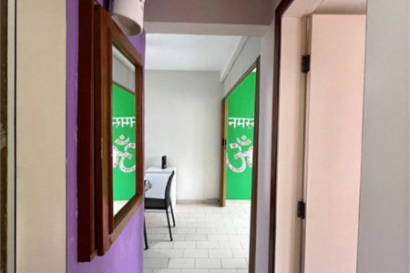 Apartamento de 1 Dormitório na Quadra da Praia das Pitangueiras – Localização Privilegiada!