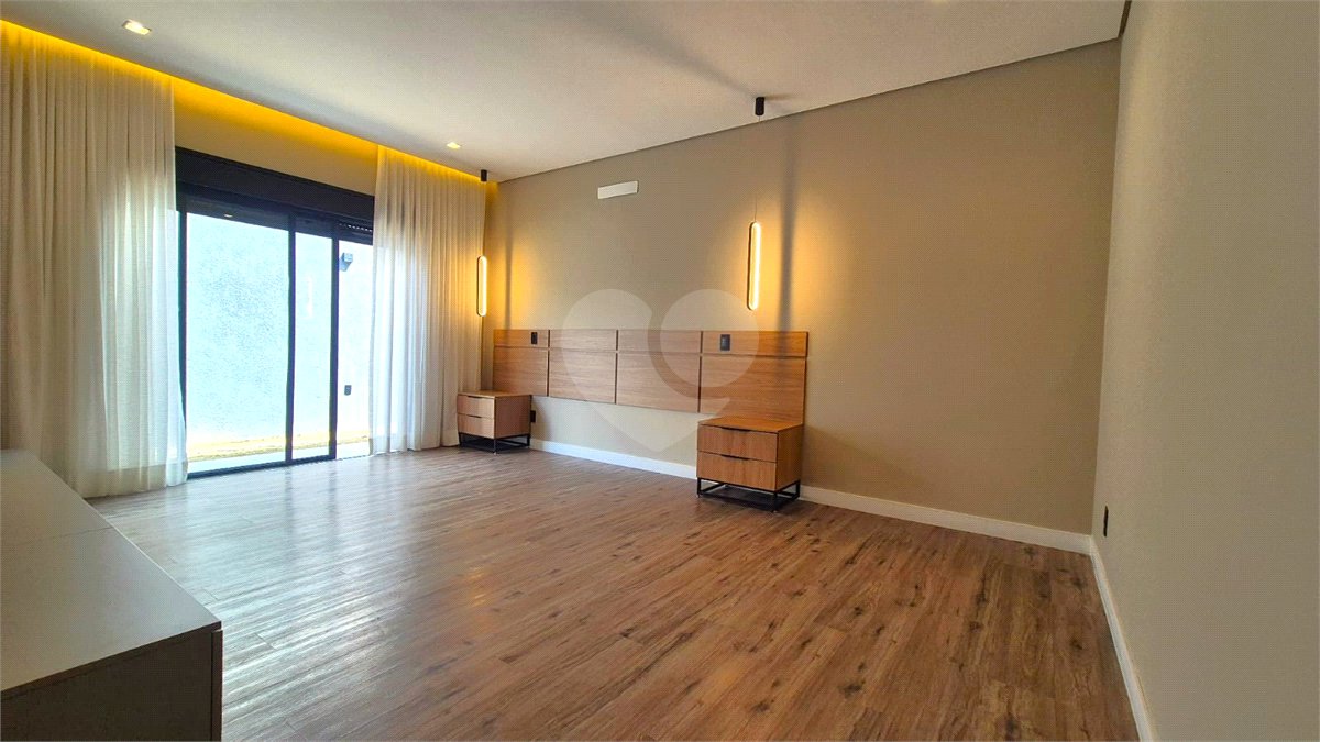 Casa à venda com 4 suítes no condomínio Residencial Saint Patrick, Sorocaba - SP