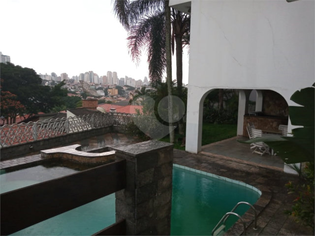 Sobrado à venda com 6 suítes em Jardim Franca, São Paulo, SP