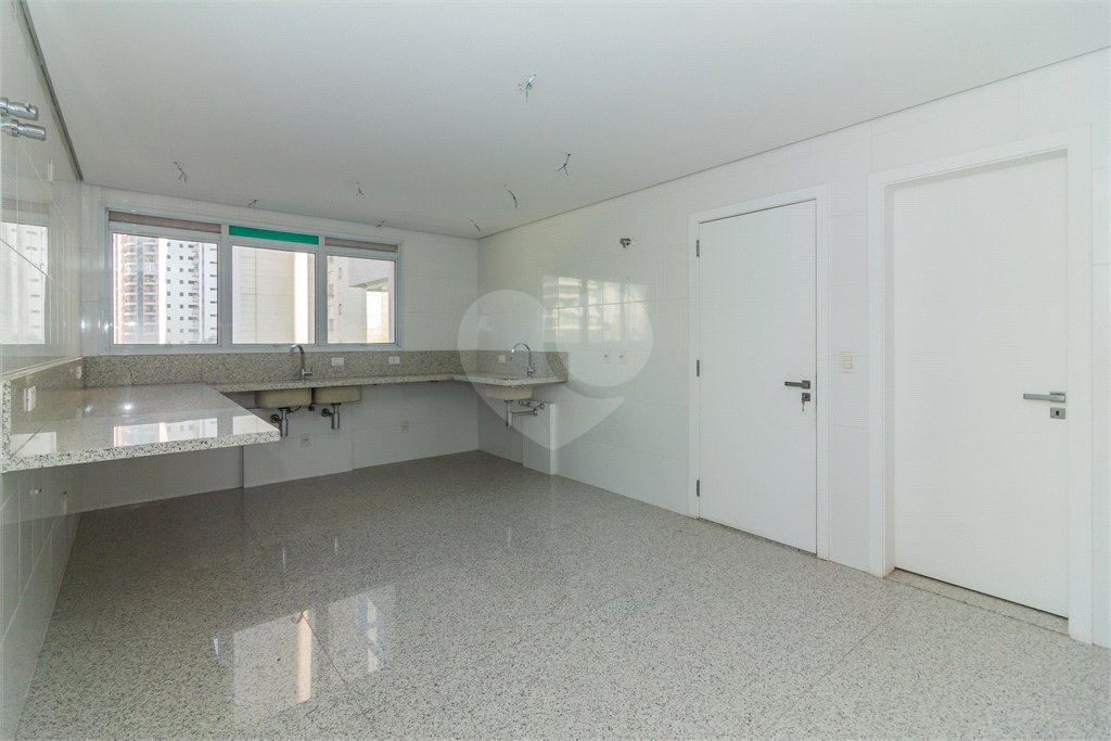 Apartamento à venda com 4 suítes em Ibirapuera, São Paulo, SP
