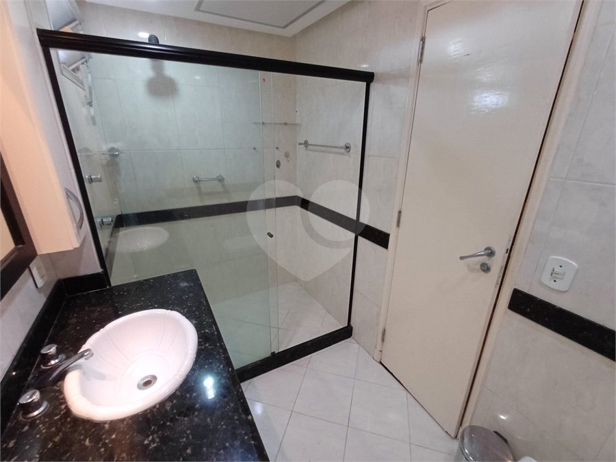 Apartamento à venda com 4 quartos, sendo 1 suíte, em Tijuca, Rio de Janeiro, RJ