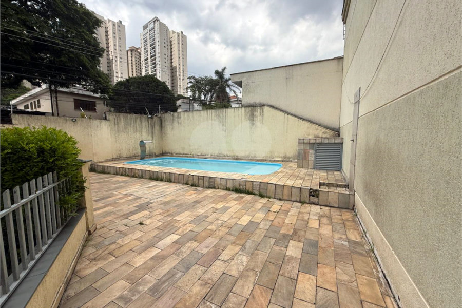 Casa à venda com 3 quartos, sendo 1 suíte, no condomínio Felipe, São Paulo - SP