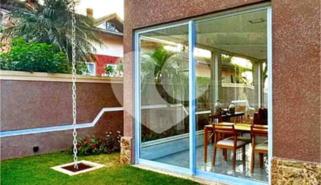Terreno à venda com 4 suítes no condomínio Suíça da Cantareira, Mairiporã - SP