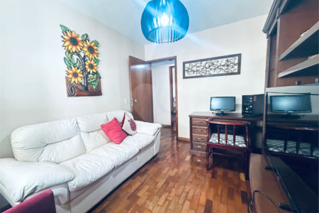 Apartamento à venda com 4 quartos, sendo 1 suíte, em Tijuca, Rio de Janeiro, RJ