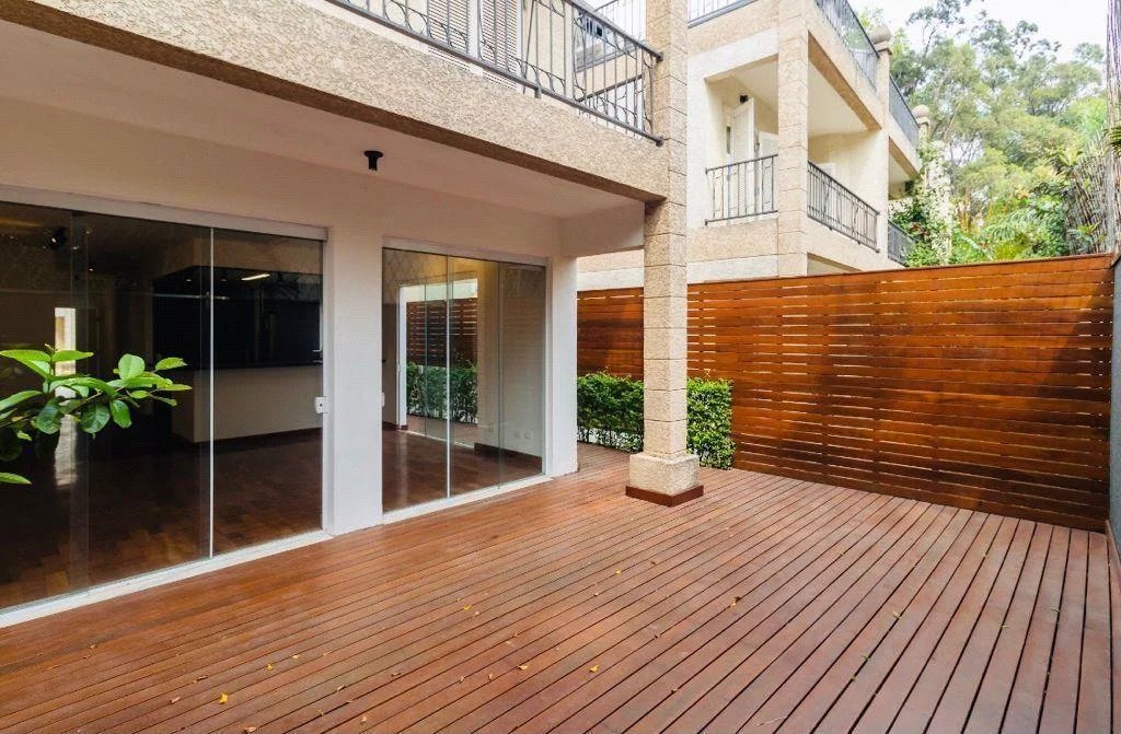 Casa à venda com 3 quartos, sendo 1 suíte,  no condomínio Reserva do Visconde, São Paulo - SP