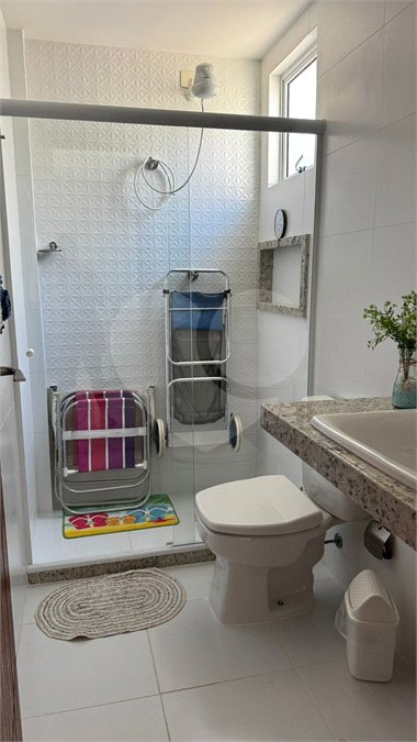 Casa em condomínio à venda com 4 quartos, sendo 2 suítes, em Palmeiras, Cabo Frio, RJ