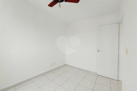 Apartamento à venda ou para alugar com 2 quartos em Vila Anastácio, São Paulo, SP