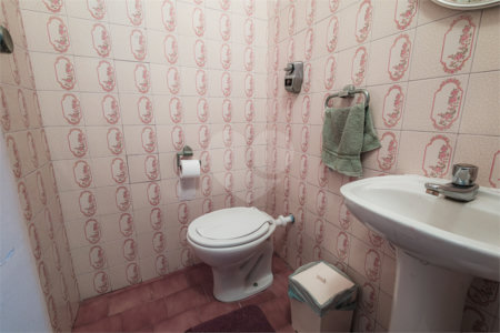 Casa à venda com 5 quartos, sendo 1 suíte, em Vila Rosália, Guarulhos, SP