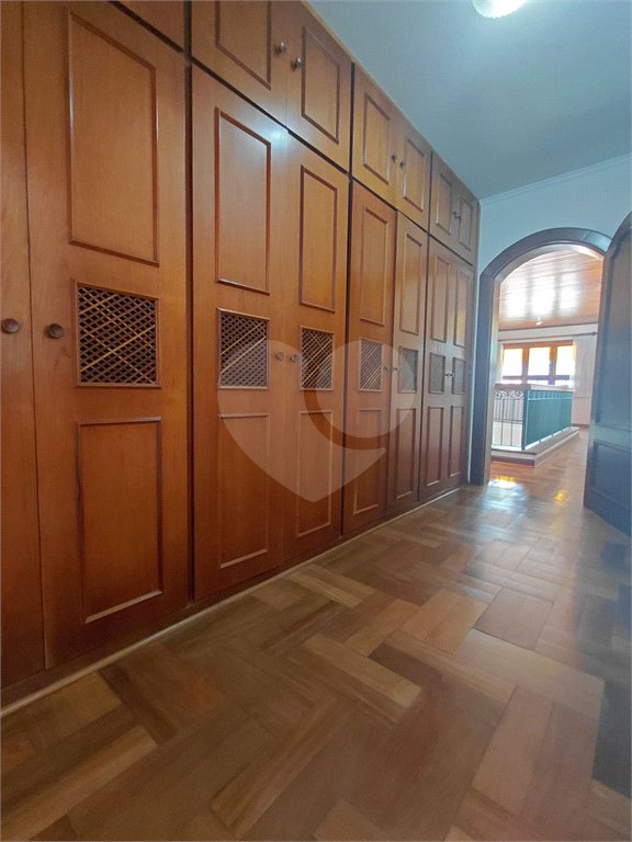 Casa à venda com 4 suítes no condomínio Ville Bourghese, São Paulo - SP