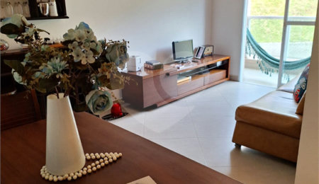 Apartamento à venda com 3 quartos, sendo 1 suíte,  em Pinheirinho, Vinhedo, SP