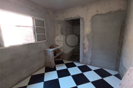 Casa à venda com 4 quartos, sendo 1 suíte, em Vila Belo Horizonte, Itapetininga, SP