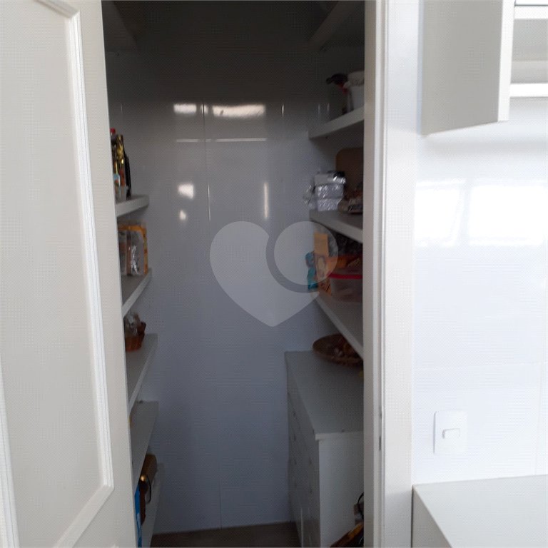 Apartamento à venda com 3 quartos, sendo 2 suítes, em Campo Belo, São Paulo, SP