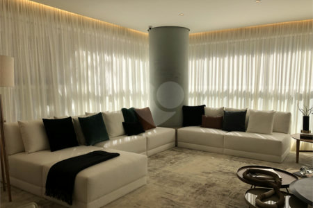 Apartamento à venda com 5 quartos, sendo 4 suítes, em Pinheiros, São Paulo, SP