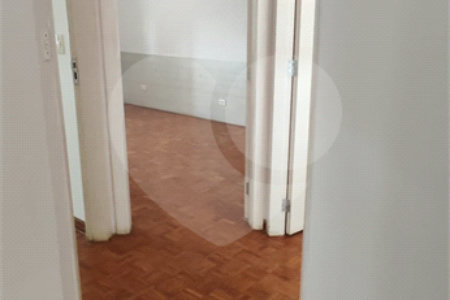 Apartamento à venda com 3 quartos, sendo 1 suíte, no Centro, Itu, SP