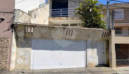 Casa à venda com 3 quartos, sendo 1 suíte,  em Vila Mariana, São Paulo, SP