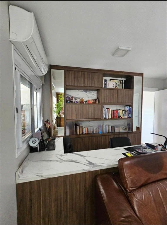 Apartamento à venda com 3 quartos, sendo 2 suítes, em Vila Anastácio, São Paulo, SP