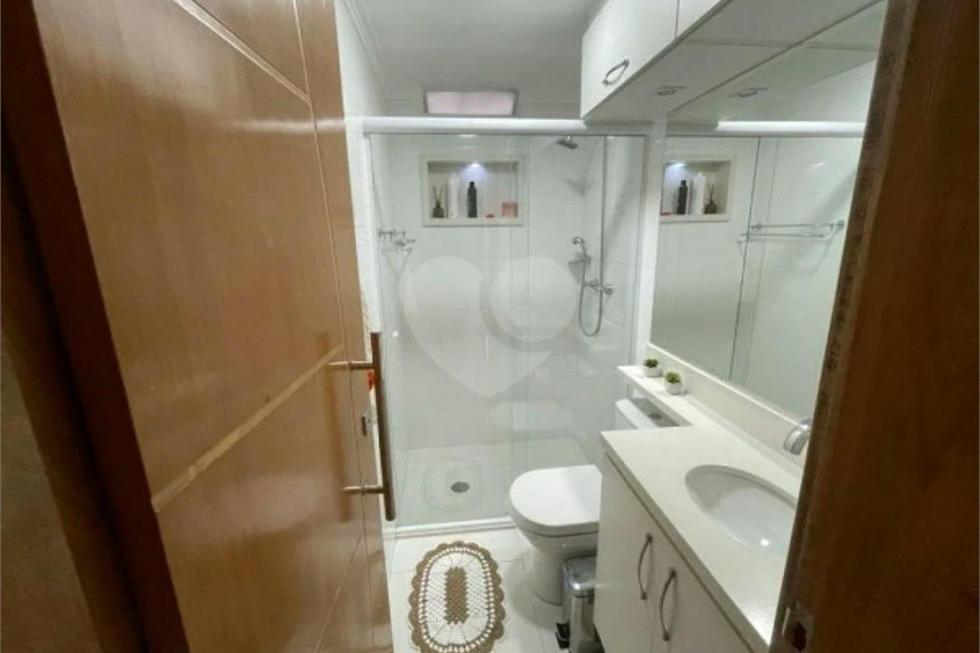 Apartamento à venda com 3 quartos, sendo 1 suíte, em Jardim Prudência, São Paulo, SP