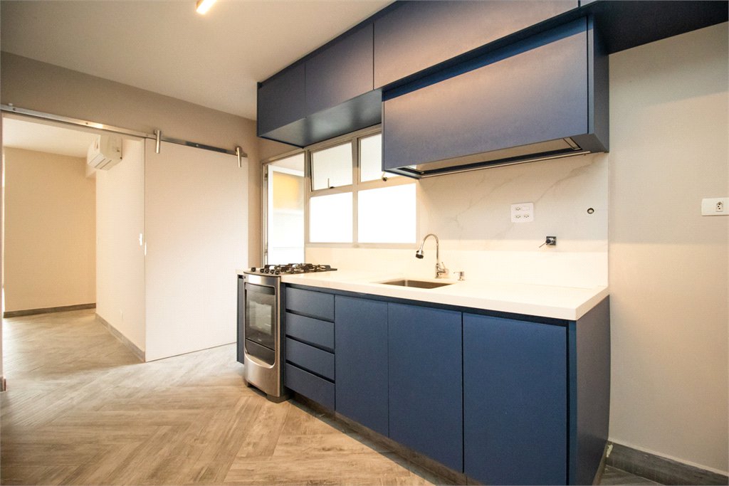 Apartamento à venda com 3 quartos, sendo 1 suíte,  em Indianópolis, São Paulo, SP