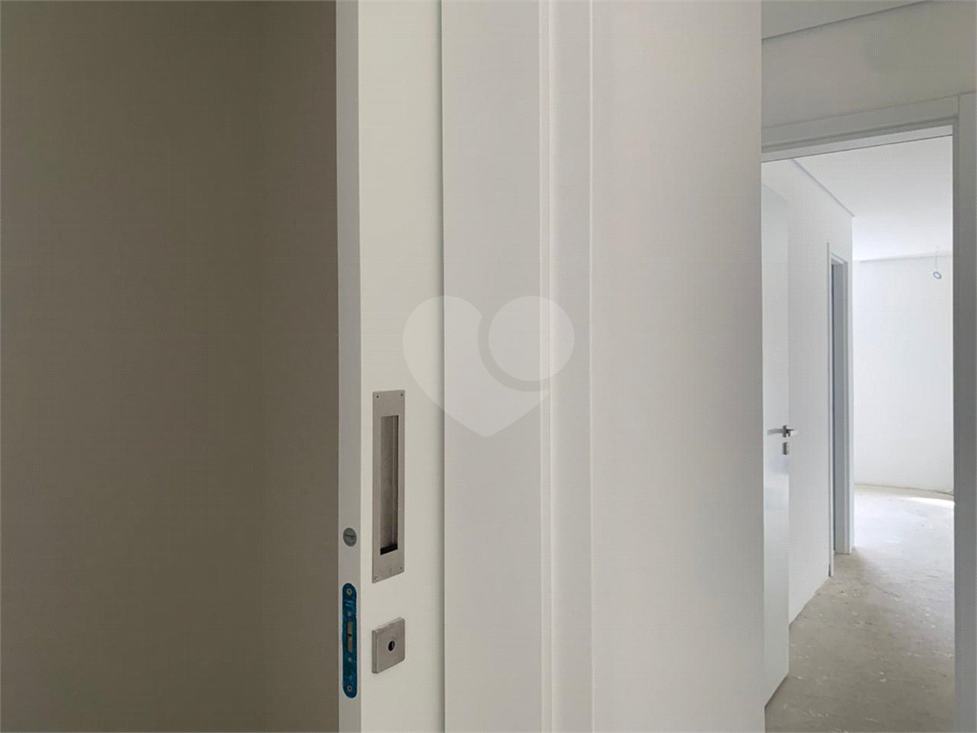 Apartamento à venda com 2 suítes em Vila Madalena, São Paulo, SP