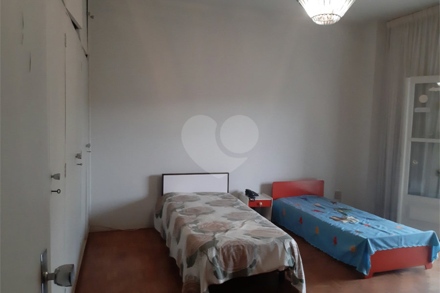 Sobrado à venda com 3 quartos, sendo 1 suíte, em Horto, São Paulo, SP